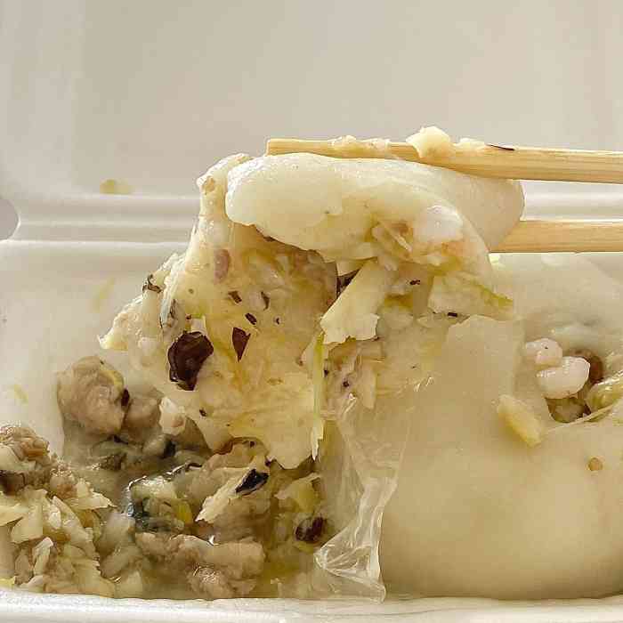 明月楼·糕团店(三元坊店)-"吃糕嚒 就是菜市场门口一个小铺子 连.