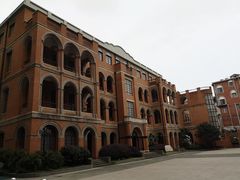 -上海市商贸旅游学校(浦西校区)