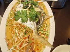 -大头虾越式风味餐厅(光明广场店)