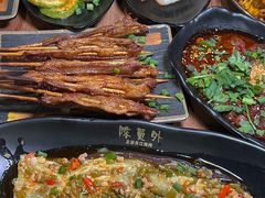 -陈员外正宗夹江烧烤(广福路店)