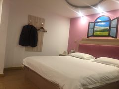 -轻住·悦享酒店(成都太平园地铁站店)