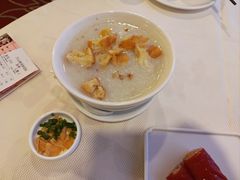 -万山楼海鲜酒家·二十三年老字号