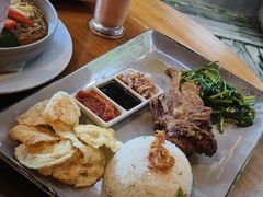 -Pundi Pundi Restaurant