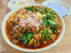-啊墨江牛烂烀米线