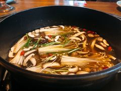 -三人行骨头王火锅(长寿店)