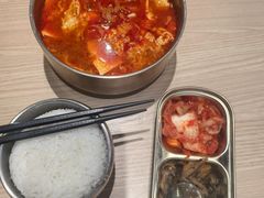 -梨花牛肉汤饭(仁恒伊势丹店)