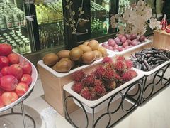 -浅深(世茂滨江精品店)