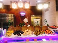 -小天鹅戴斯酒店鲸鲨百汇创作料理