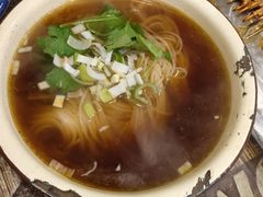 -勃利地摊·勃立小串烧烤