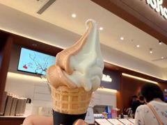 -中航城君尚购物中心