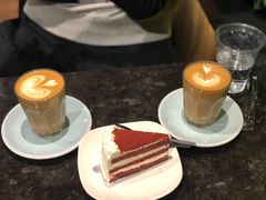 浓郁热拿铁-Seesaw Coffee(环贸iapm店)