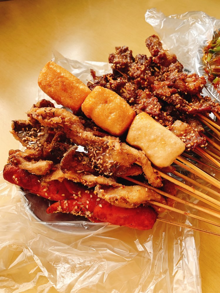 儿童乐园公园肉串     ￥42/人 炸鸡炸串黎明广场