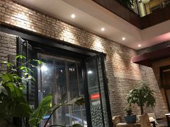 -苹果树下艺术餐厅(宋庄店)