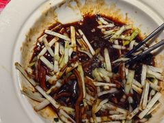 -魏铭鱼头捞饭(晋阳路店)