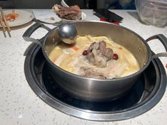-三人行骨头王火锅(长寿店)