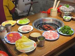 -萍姐火锅·公路夜市(武汉首店)