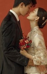 -雪中彩影婚纱摄影·微光艺术中心