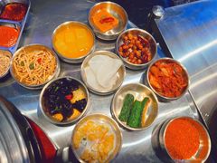 九味小吃-入火韩国烤肉(凯旋广场店)
