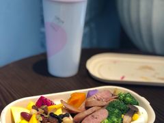 香肠鲜芒谷物碗-innewgogo纽麦轻食(滨北店)
