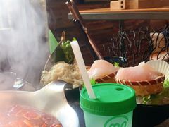 -湊湊火锅·茶憩(南京东路悦荟店)