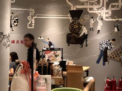 -星巴克臻选(北京银泰店)
