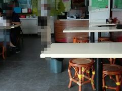 -龙记桂林米粉(财满街店)