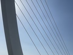 -南京眼步行桥