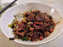 牛腩海南粉-阿阳牛腩腌面店