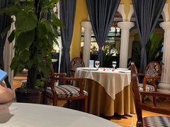 靠窗位-俄士厨房(时代天街店)