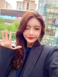 -构想时尚发型会所