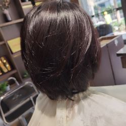-首脑美发沙龙