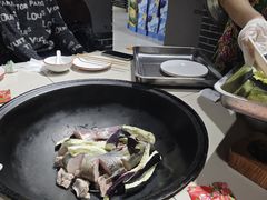 -王老六铁锅炖鱼(大东沟总店)