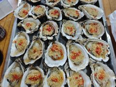 -蚝哥花姐湛江烤生蚝(美丽湾市场店)