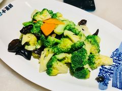 -小菜园新徽菜(马鞍山金鹰店)