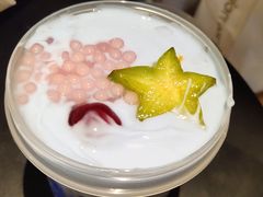 藻蓝椰香酸奶-溪边姑娘·拉丝酸奶水果捞(春熙路店)