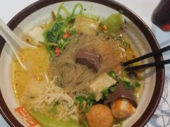 -张亮麻辣烫(政民路店)
