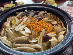 -菌之家·专业纯野生菌火锅·特色炒菌