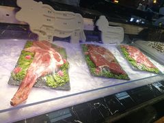 -九寸花汀海鲜烤肉自助(中东迪克店)