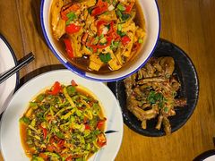 -佬牌火辣辣衢州特色菜(皇冠总店)