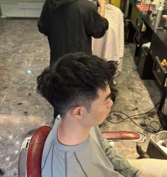 -鸿運 BARBER SHOP男士理发馆