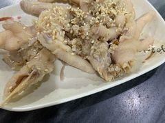 沙姜鸡脚-黄师奶甜品店