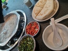 -肖仙仙羊肉汤·始于1996年(郫都店)