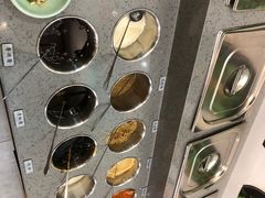 自助调料区-屋头串串(新街里店)