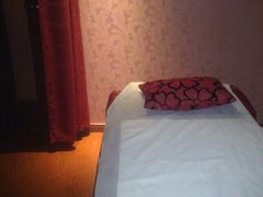 背部按摩-富侨养生(康乾店)