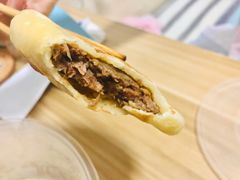 -老码头黑皮肘子锅包肉(文政街店)
