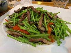 芦蒿腊肉-自贡盐帮菜·玩辣餐厅(樱花园西街店)