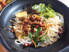 -桥香园过桥米线(国贸店)