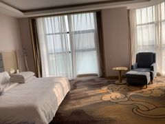 -兴芮温泉度假区