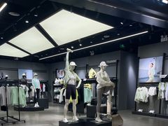 -迪桑特DESCENTE(青岛山东路万象城店)