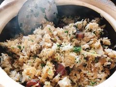 腊味煲仔饭-百年果林椰子鸡(中洲店)